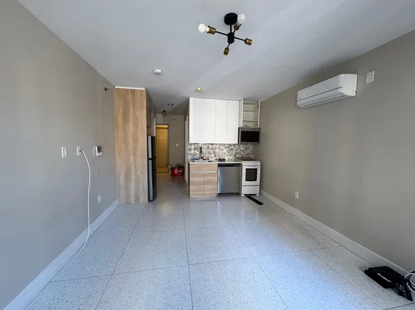 1669 East 19th Street 2A image 3 of 7