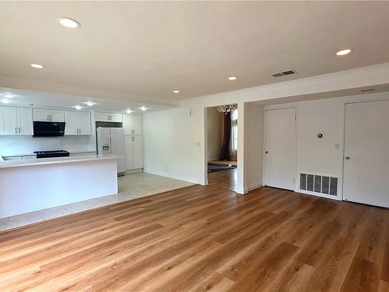 1514 Cronin Dr — Photo 6