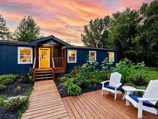 312 St Albans Road, Swanton, VT 05488