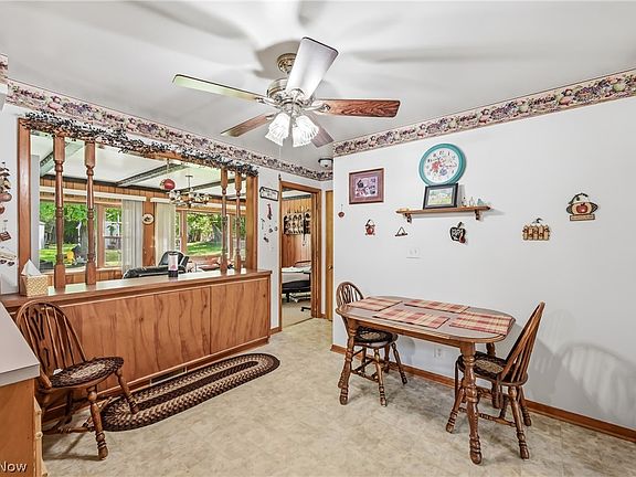 5th image of 620 Thomas Rd