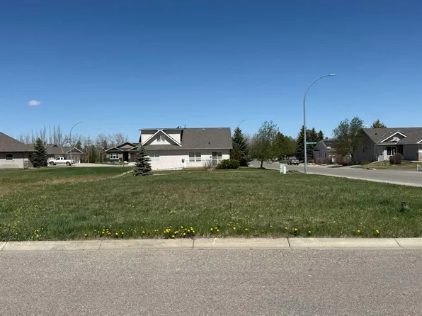 1101 Whispering Greens Bay, Vulcan, AB T0L 2B0
