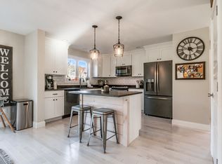 218 Memorial Hwy, North Yarmouth, ME 04097