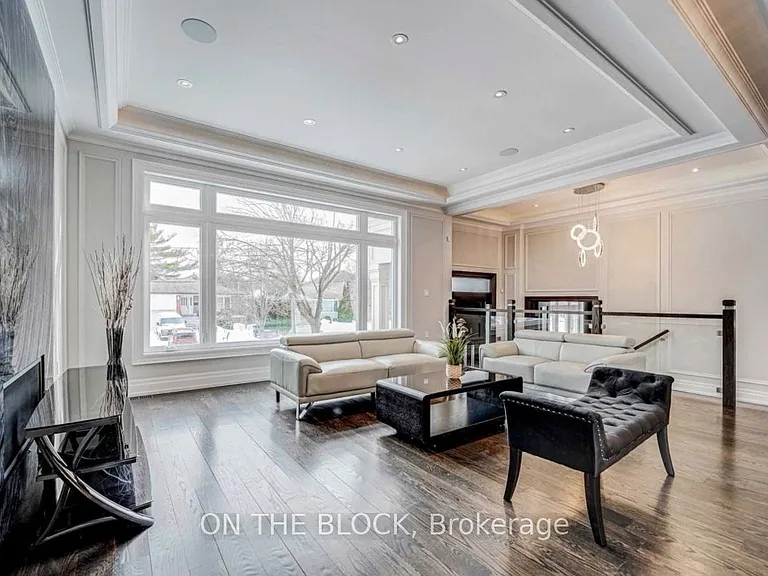 408 Connaught Ave — Photo 6