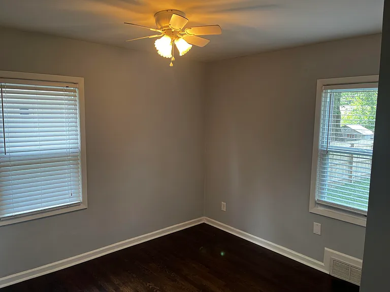 7216 Dearborn St — Photo 13