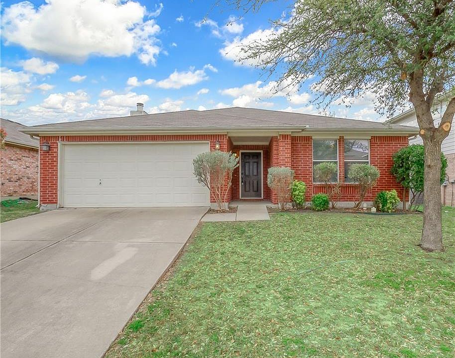 1st image of 1617 Forest Oaks Way