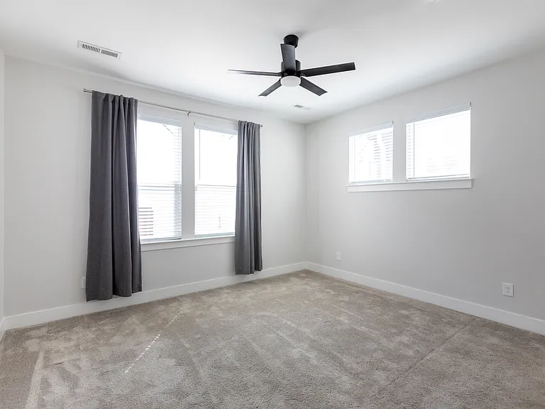 2245 Electric Ln — Photo 34