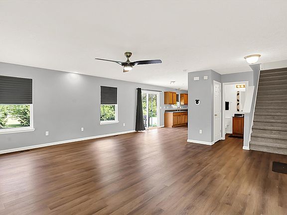 4th image of 10722 Landsbrook Run N