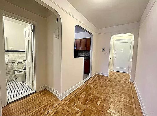 5th image of 64-48 Booth St #5K