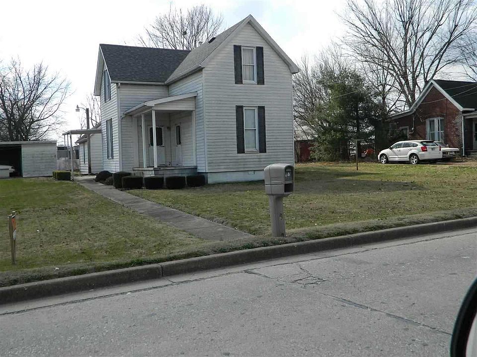 1st image of 211 E 12th St