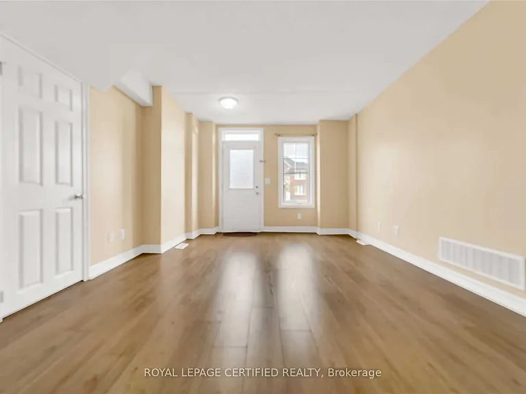 1380 Costigan Rd #17 — Photo 6