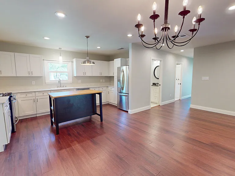Dining Room & Kitchen