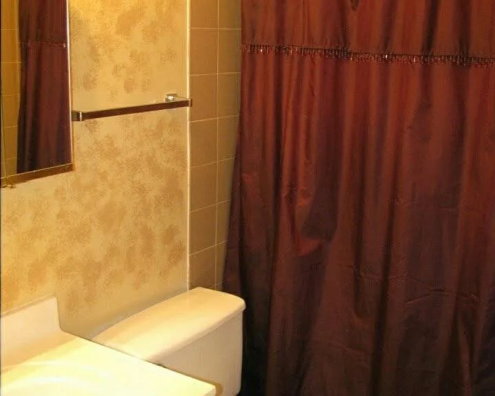 Main Bath