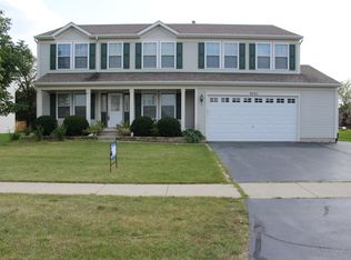 9705 Creekside Dr, Wonder Lake, IL 60097