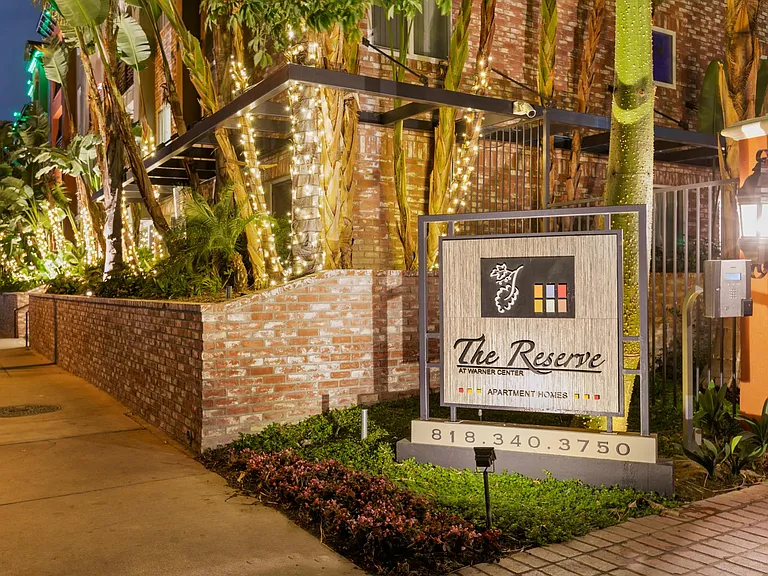 The Reserve at Warner Center — Photo 46