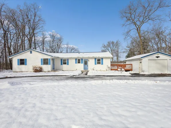100 Long Lk, Marshall, MI 49068
