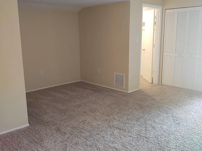 2208 Bahia Vista St #F1 — Photo 21