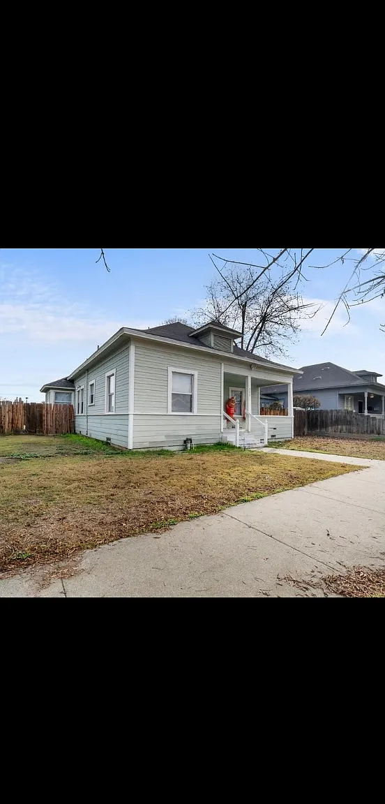 3 bed, 1264 sqft, $1,850 — Photo 1