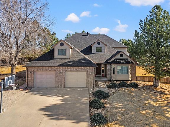 5th image of 5 Cambridge Ct