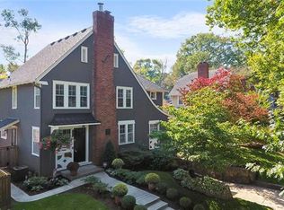 6511 Edgevale Rd, Kansas City, MO 64113