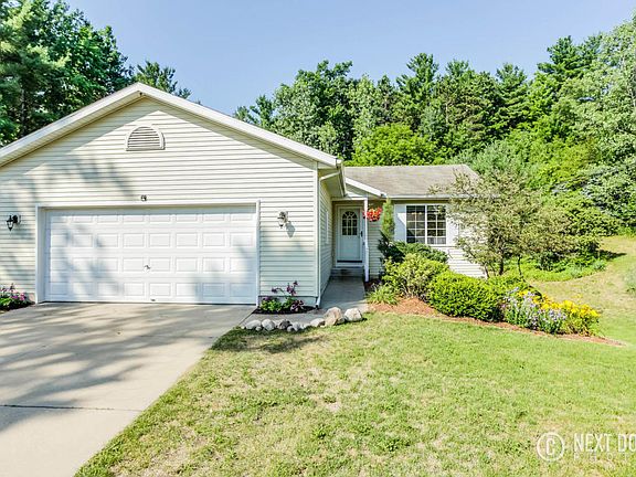 2nd image of 3788 Edgerton Ct