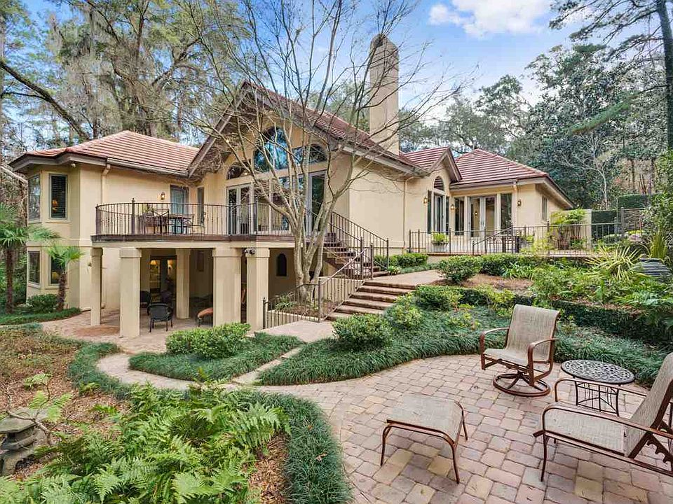 1st image of 548 High Oaks Ct