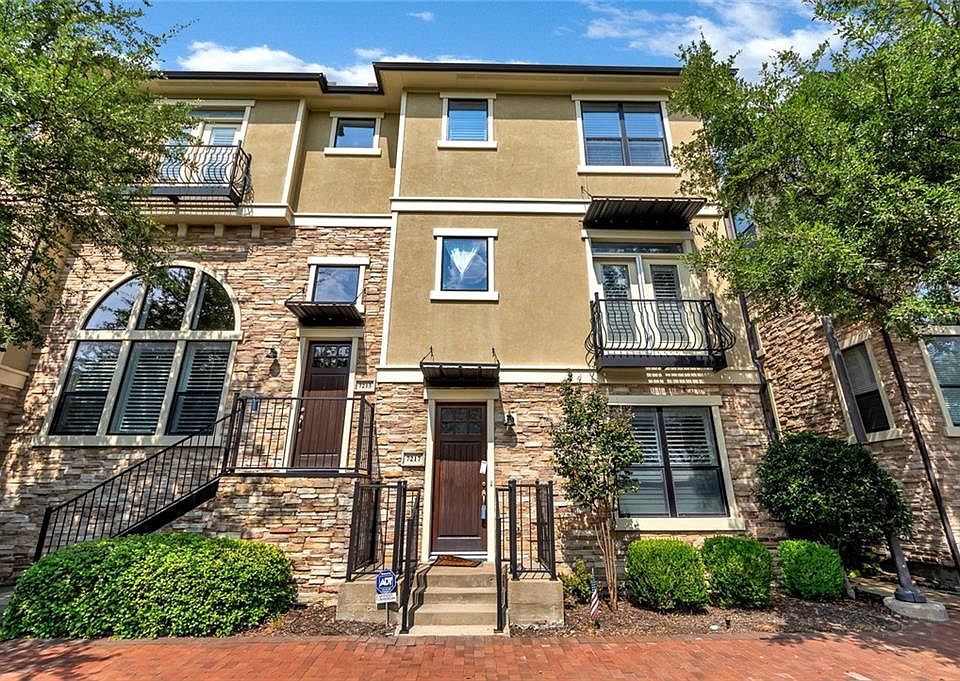 1st image of 7217 Parkwood Blvd
