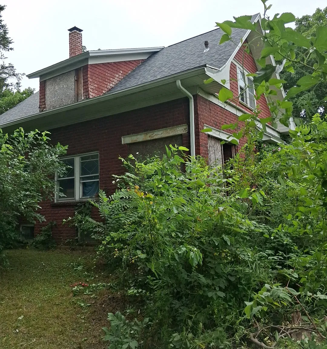 5 bed, 2849 sqft, $900 — Photo 3