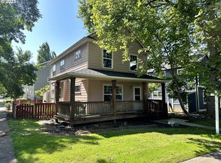 8905 N Dwight Ave, Portland, OR 97203