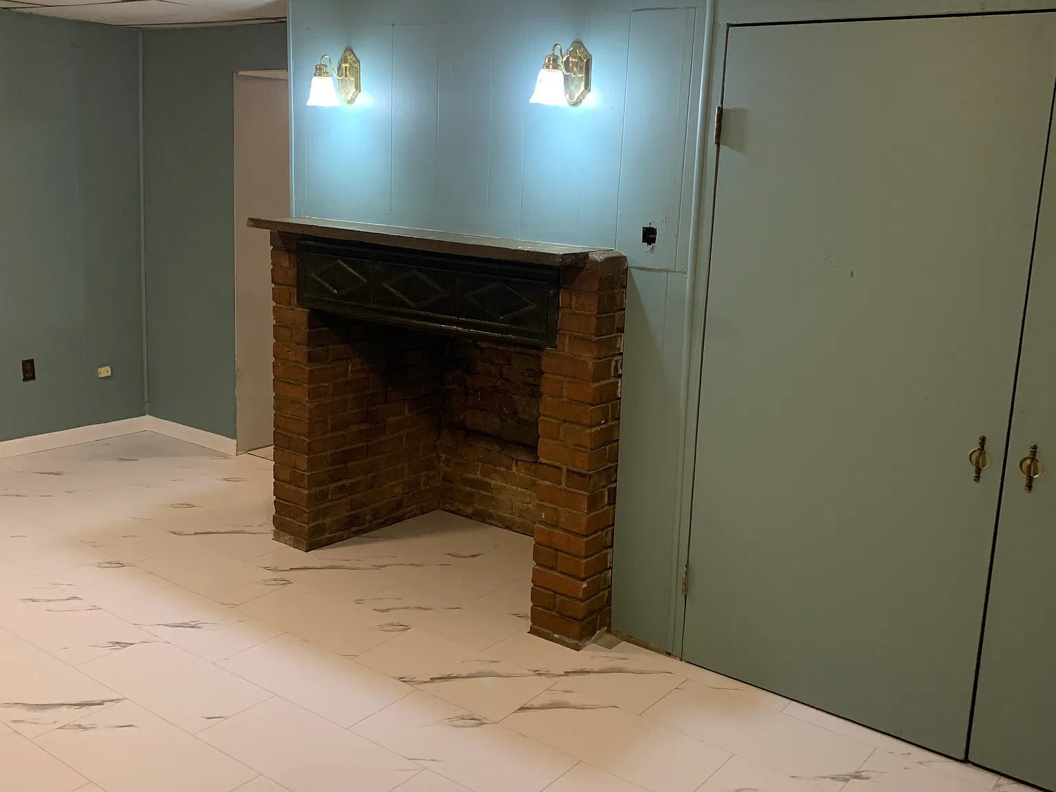 2 bed, 900 sqft, $1,100 — Photo 3