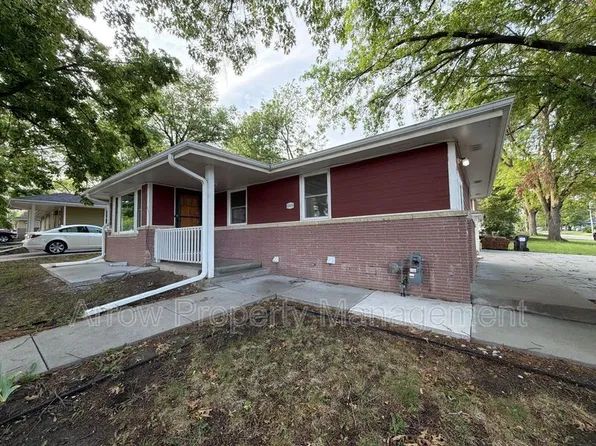 5505 Sumner St, Lincoln, NE 68506