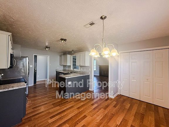 5th image of 118 Cypress Dr