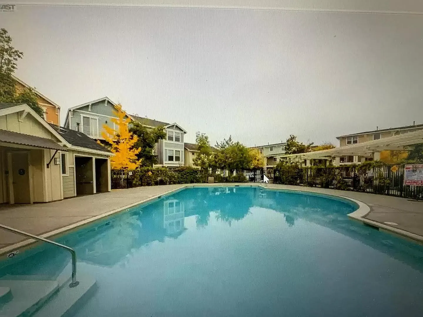 3 bed, 2.5 bath, 1508 sqft, $4,200 — Photo 2
