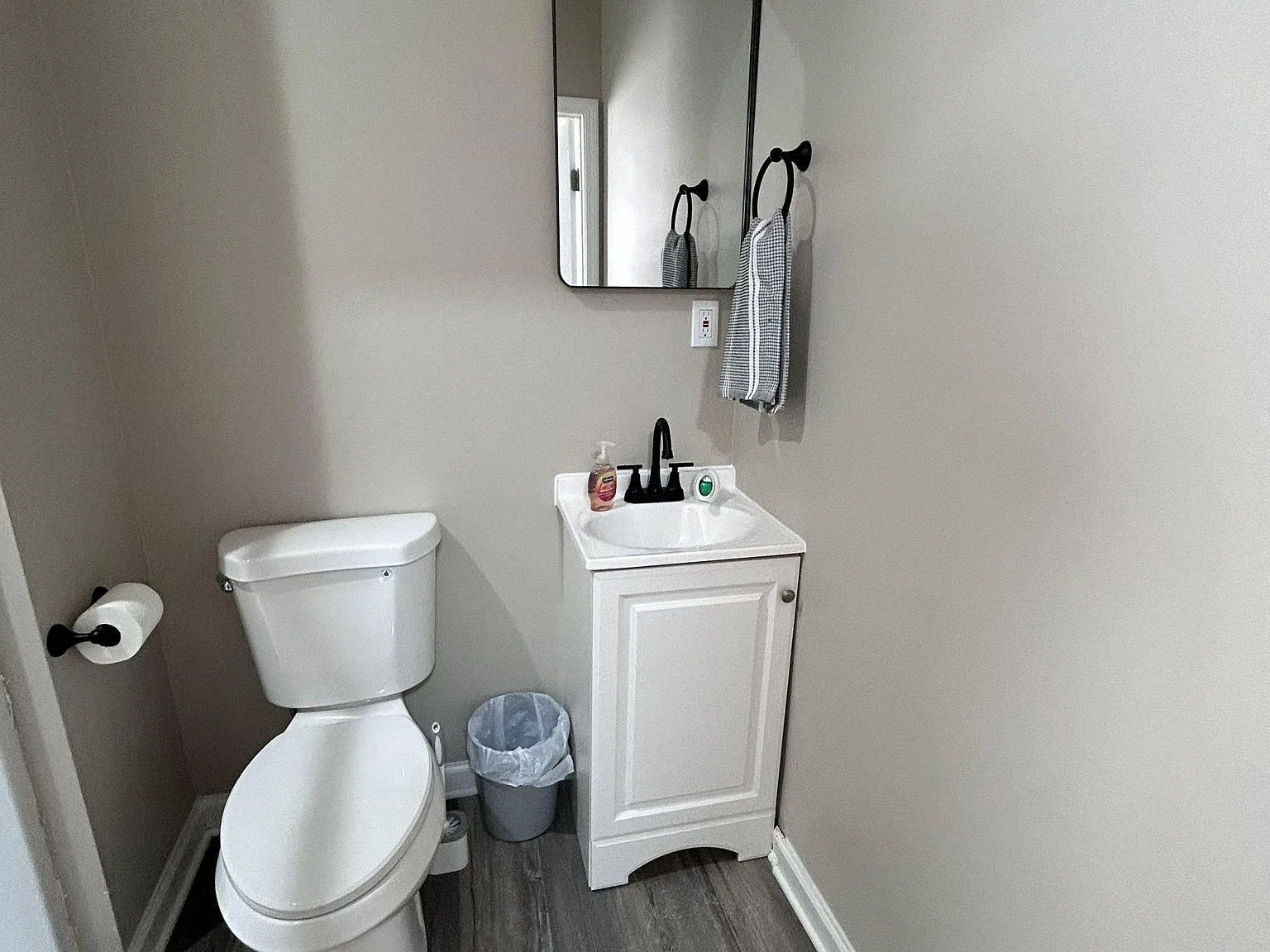 4 bed, 7.0 bath, 2000 sqft, $1,209 — Photo 4