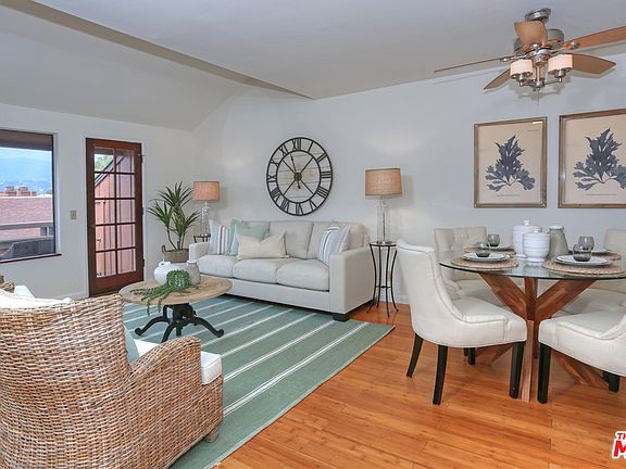 3rd image of 1050 Vista Del Pueblo APT 11