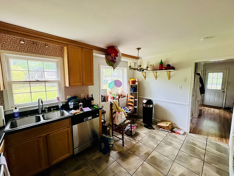 7400 Three Chopt Rd — Photo 12