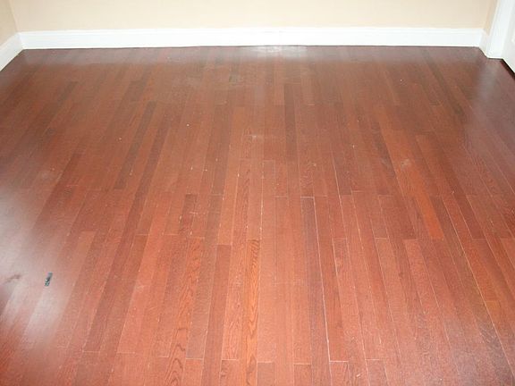 4th image of 2535 Moorman Ave #2