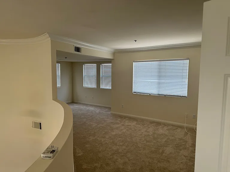 540 N Rossmore Ave #408 — Photo 16