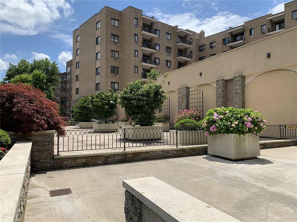 1st image of 100 E Hartsdale Avenue #3CW