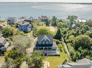 56 Oak Beach Rd, Babylon, NY 11702