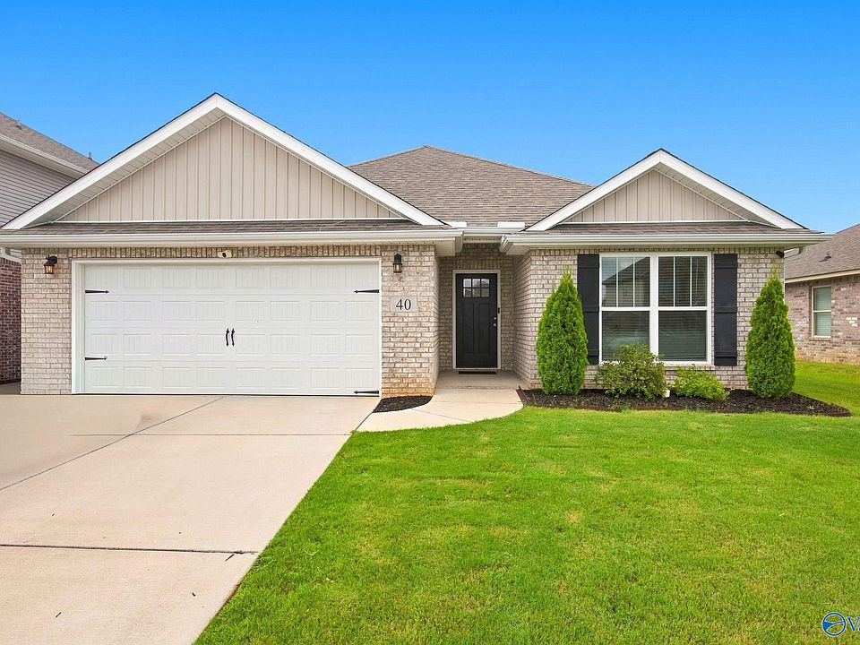 1st image of 40 Sage Oak Dr