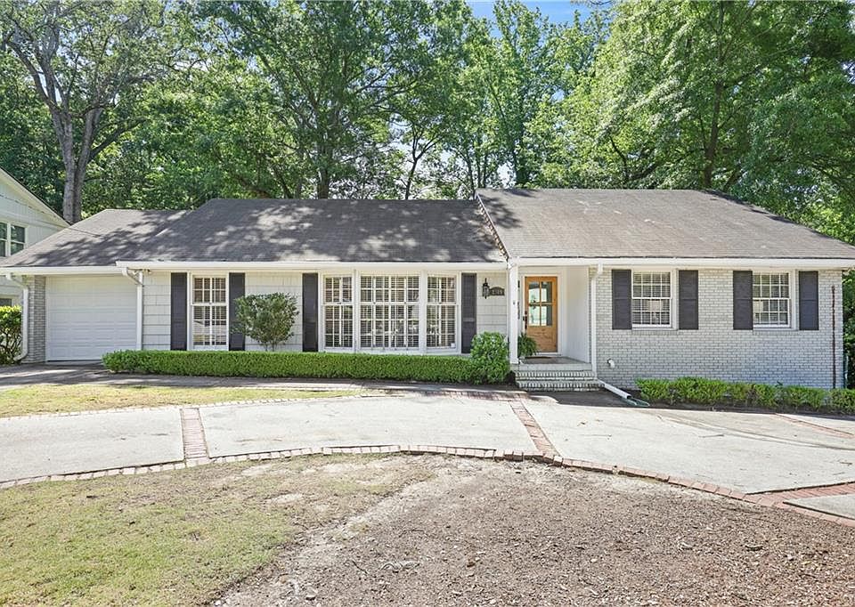 1st image of 2509 Sharondale Dr NE