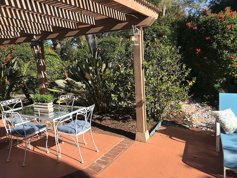 2nd image of 4631 Cordoba Way