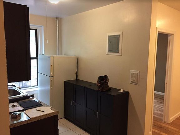 2nd image of 160 Vermilyea Ave APT 4C