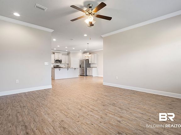 4th image of 24479 Kipling Ct