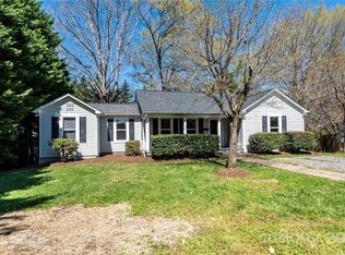 347 15th Ave NE, Hickory, NC 28601