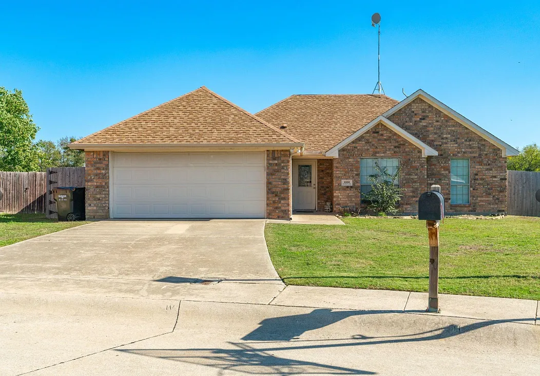 3 bed, 1191 sqft, $1,850 — Photo 4