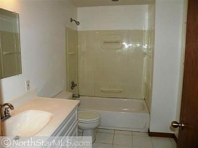 5th image of 14964 Glenbrook Ave N