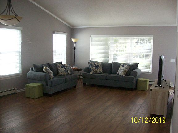 4th image of 27 Cancun St