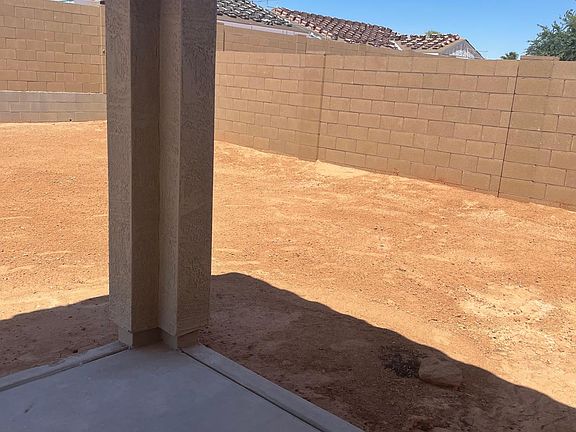 4th image of 1542 E Desert Breeze Dr