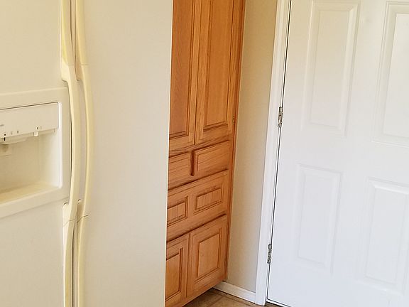5th image of 17 Slifer Dr